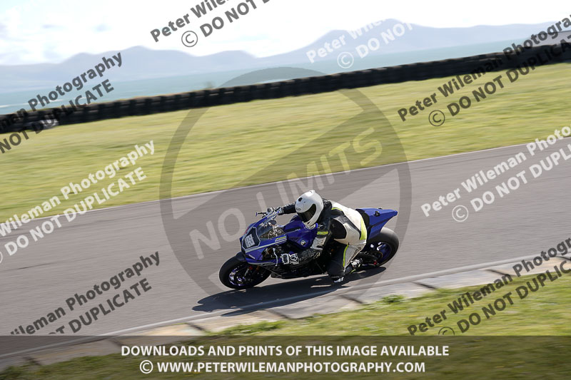 anglesey no limits trackday;anglesey photographs;anglesey trackday photographs;enduro digital images;event digital images;eventdigitalimages;no limits trackdays;peter wileman photography;racing digital images;trac mon;trackday digital images;trackday photos;ty croes